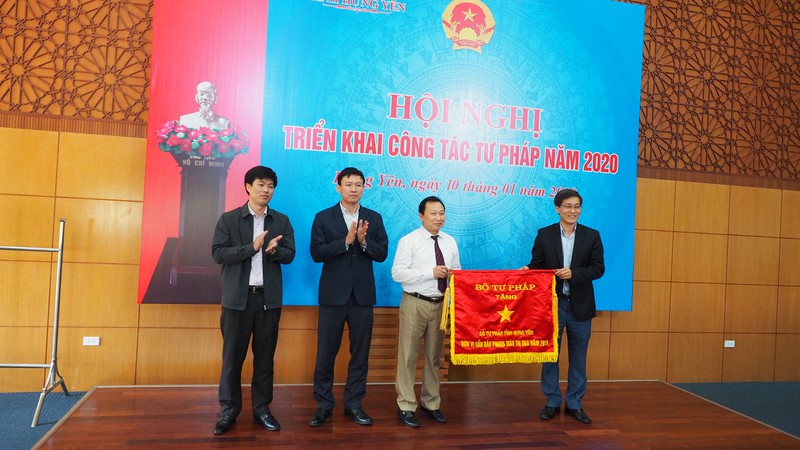   HỘI NGHỊ TRIỂN KHAI CÔNG TÁC TƯ PHÁP, CÔNG TÁC PHỔ BIỂN, GIÁO DỤC PHÁP LUẬT NĂM 2020